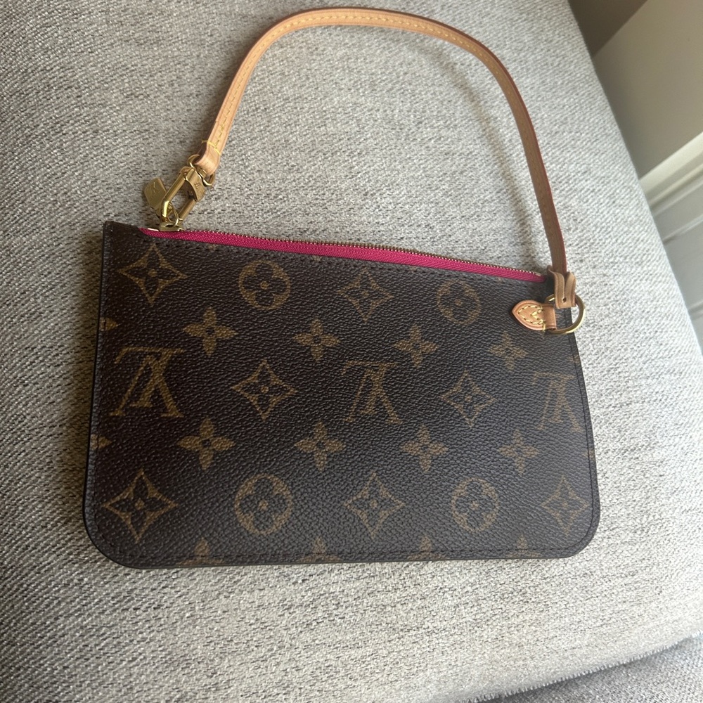 Louis Small pm pouch